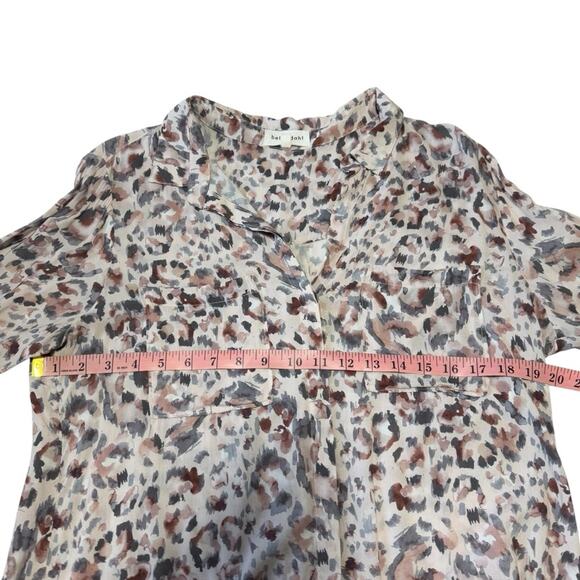 Bella Dahl Hipster Relaxed Animal Print Button Down Shirt - Picture 7 of 8
